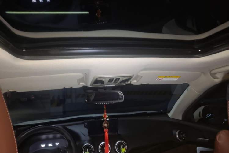 Used Wey VV7 2017 2.0T Flagship Model Headliner