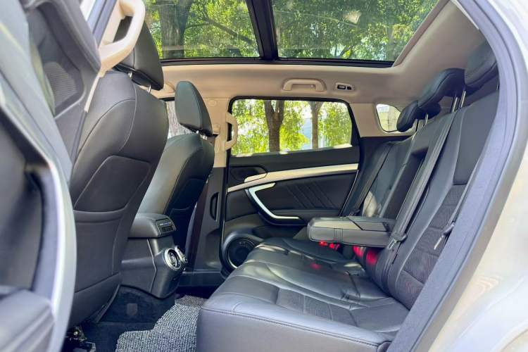 Used Wey VV7 2017 VV7c 2.0T Flagship Model Interior 3