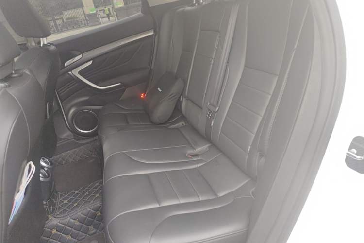 Used Wey VV7 2017 2.0T Luxury Model Interior 4