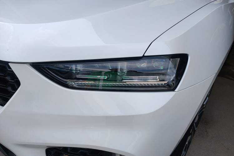 Used Wey VV7 2017 2.0T Flagship Model Left Front Headlight