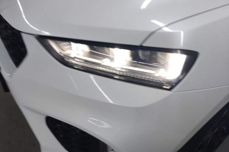 Used Wey VV7 2017 2.0T Flagship Model Left Front Headlight