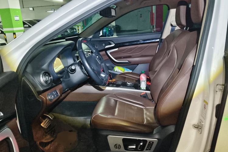 Used Wey VV7 2017 2.0T Flagship Model Left Front Seat