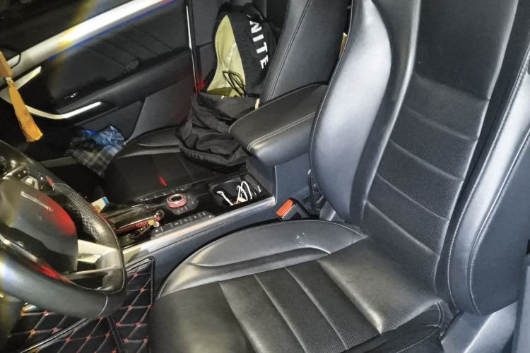 Used Wey VV7 2017 VV7c 2.0T Luxury Model Left Front Seat