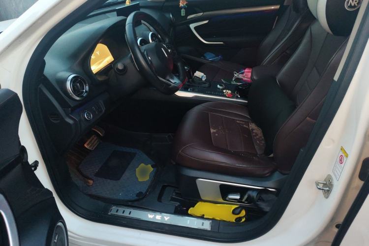 Used Wey VV7 2017 2.0T Flagship Model Left Front Seat