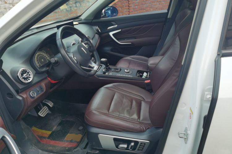 Used Wey VV7 2017 2.0T Flagship Model Left Front Seat