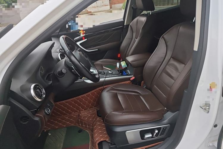 Used Wey VV7 2017 2.0T Flagship Model Left Front Seat