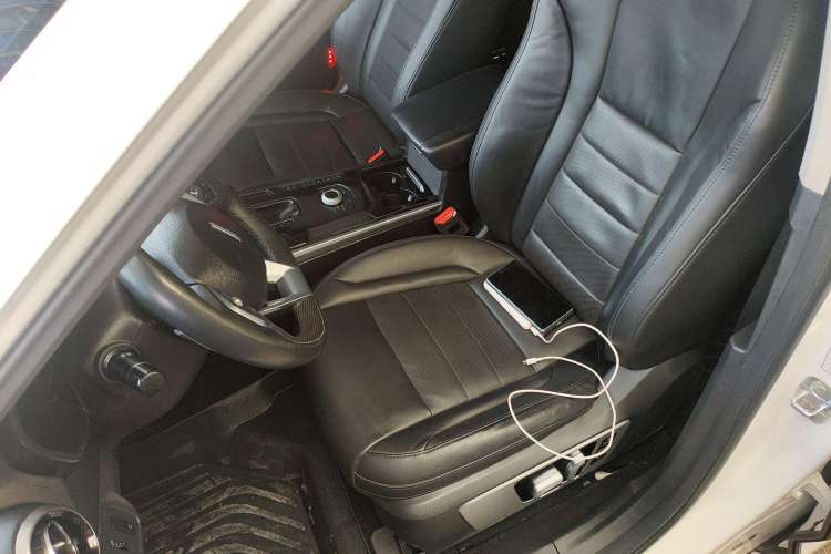 Used Wey VV7 2017 2.0T Flagship Model Left Front Seat