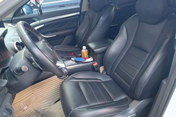Used Wey VV7 2017 2.0T Luxury Model Left Front Seat