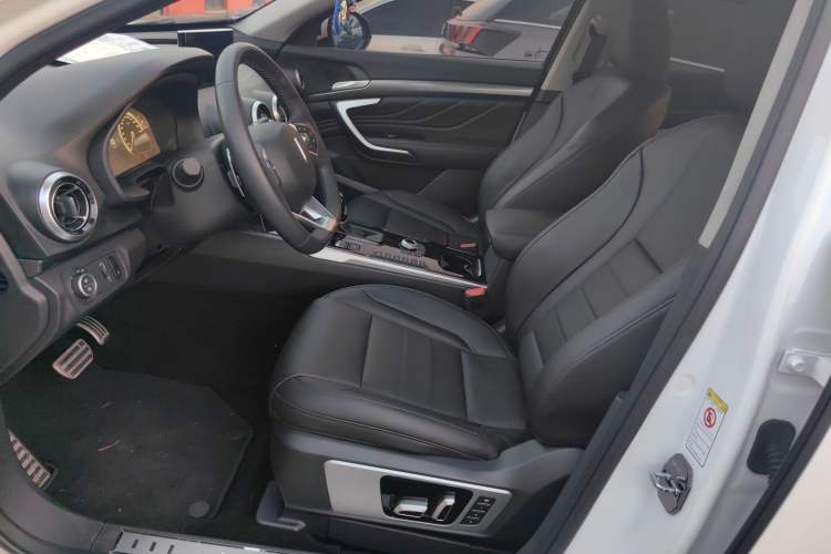 Used Wey VV7 2017 2.0T Flagship Model Left Front Seat