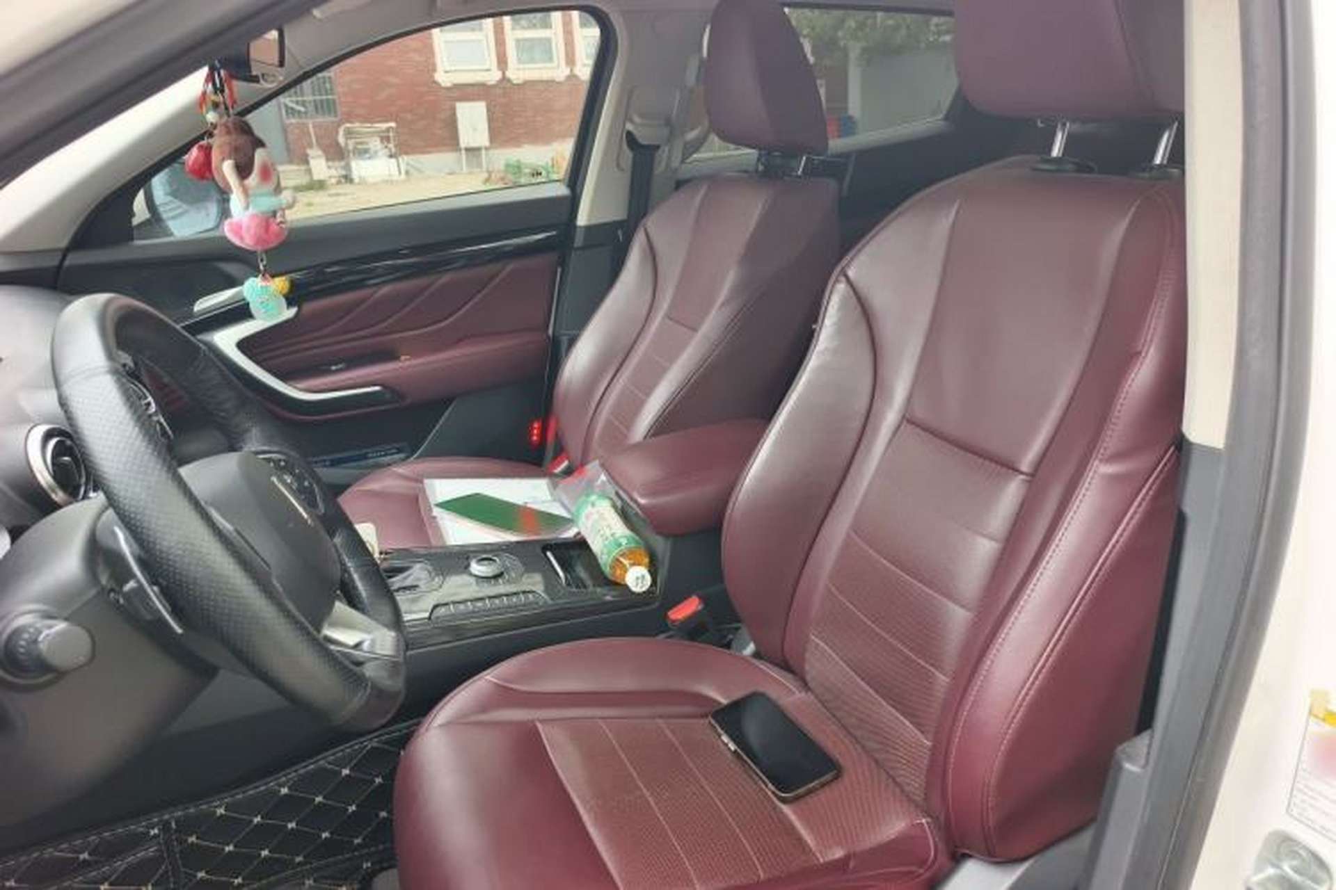 Used Wey VV7 2017 2.0T Flagship Model Left Front Seat