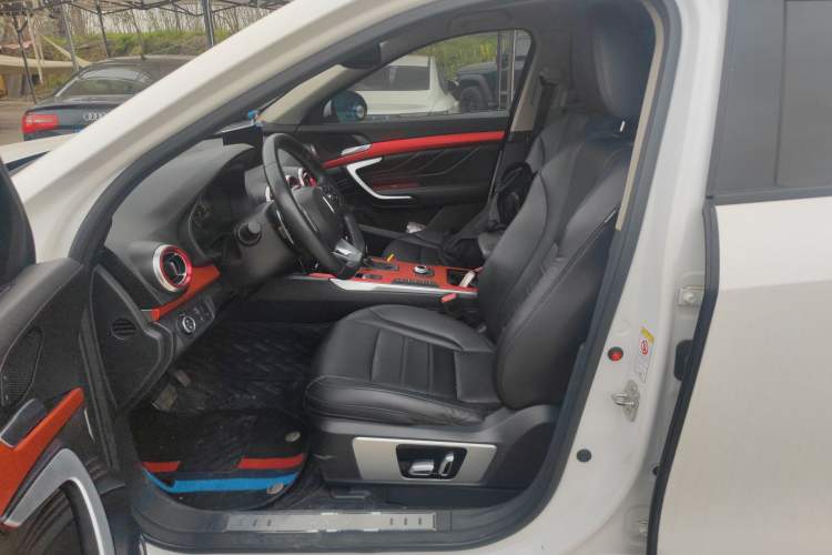 Used Wey VV7 2017 2.0T Ultra-Luxury Version Left Front Seat