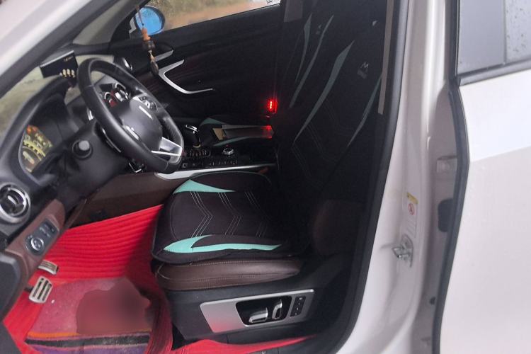 Used Wey VV7 2017 2.0T Flagship Model Left Front Seat