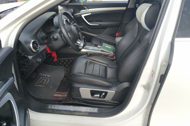 Used Wey VV7 2017 VV7c 2.0T Supreme Model Left Front Seat