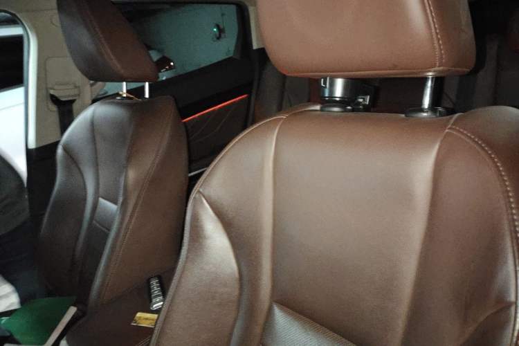 Used Wey VV7 2017 2.0T Ultra-Luxury Version Left Front Seat