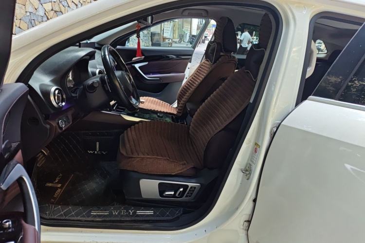 Used Wey VV7 2017 2.0T Flagship Model Left Front Seat