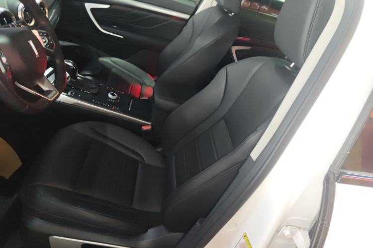 Used Wey VV7 2017 2.0T Ultra-Luxury Version Left Front Seat