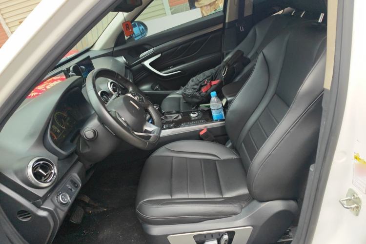 Used Wey VV7 2017 2.0T Luxury Model Left Front Seat