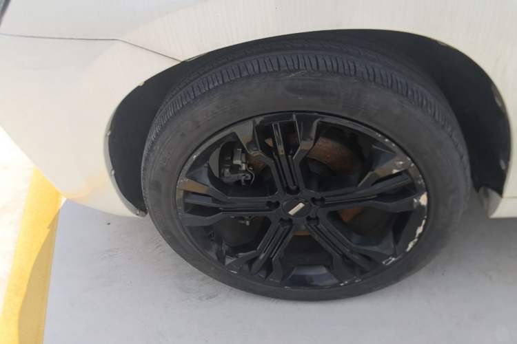 Used Wey VV7 2017 2.0T Flagship Model Left Front Wheel Hub