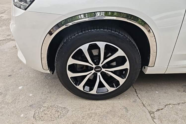 Used Wey VV7 2017 2.0T Ultra-Luxury Version Left Front Wheel Hub