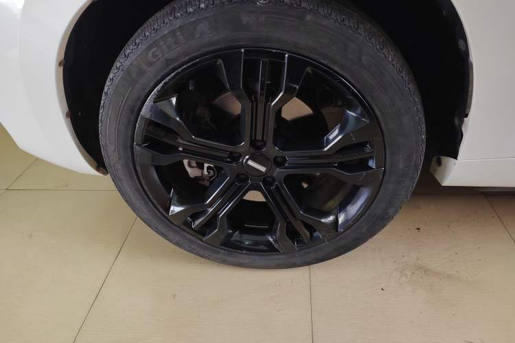 Used Wey VV7 2017 2.0T Flagship Model Left Front Wheel Hub