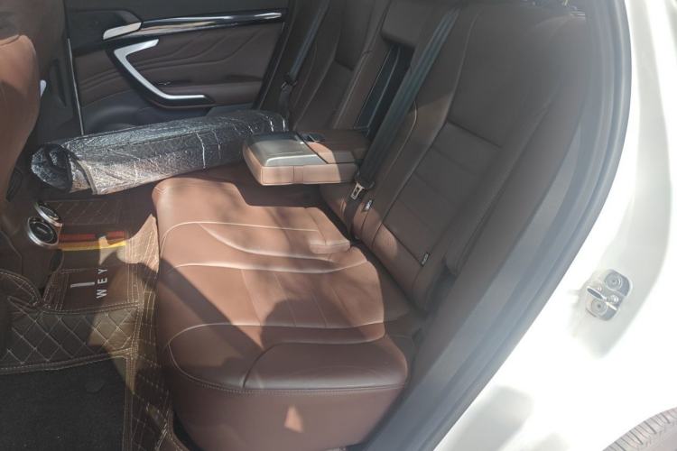 Used Wey VV7 2017 2.0T Flagship Model Left Rear Seat
