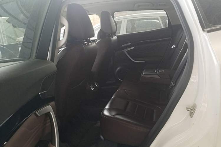 Used Wey VV7 2017 2.0T Ultra-Luxury Version Left Rear Seat