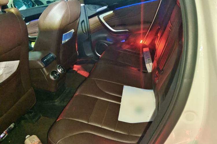 Used Wey VV7 2017 2.0T Flagship Model Left Rear Seat