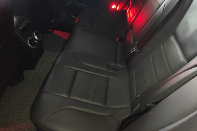Used Wey VV7 2017 VV7c 2.0T Flagship Model Left Rear Seat