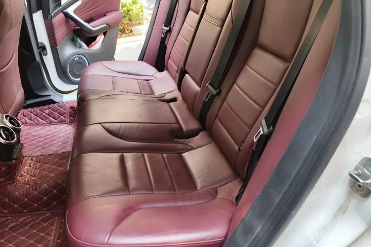 Used Wey VV7 2017 2.0T Flagship Model Left Rear Seat