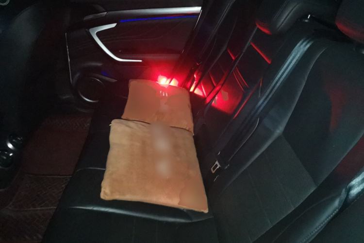 Used Wey VV7 2017 2.0T Flagship Model Left Rear Seat