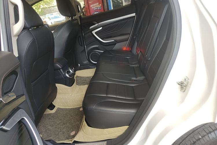 Used Wey VV7 2017 2.0T Luxury Model Left Rear Seat