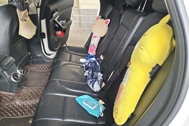 Used Wey VV7 2017 2.0T Flagship Model Left Rear Seat