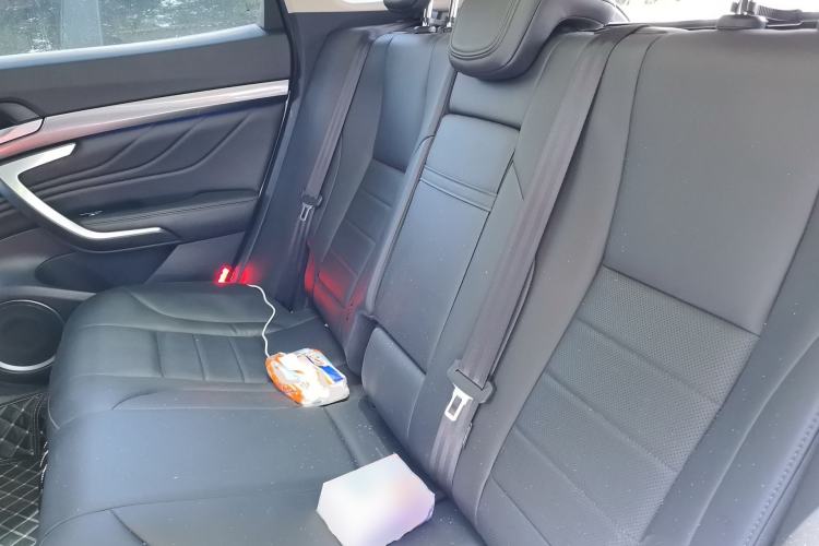 Used Wey VV7 2017 2.0T Luxury Model Left Rear Seat