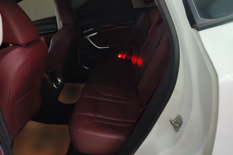Used Wey VV7 2017 2.0T Flagship Model Left Rear Seat
