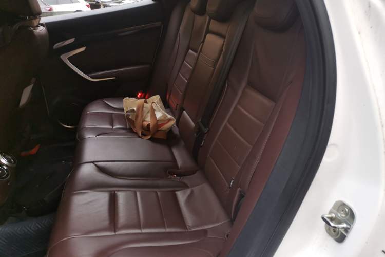 Used Wey VV7 2017 2.0T Flagship Model Left Rear Seat