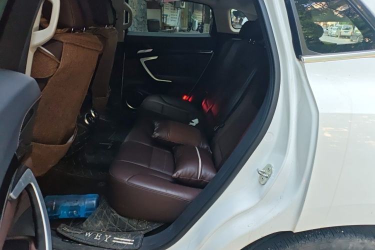 Used Wey VV7 2017 2.0T Flagship Model Left Rear Seat