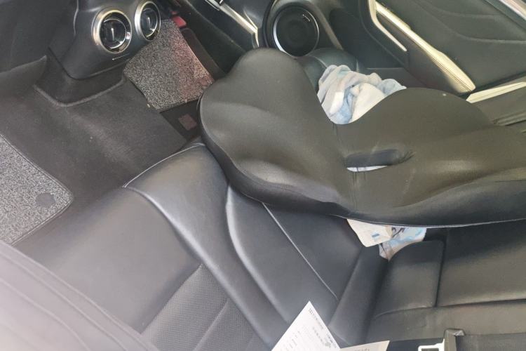 Used Wey VV7 2017 2.0T Flagship Model Left Rear Seat