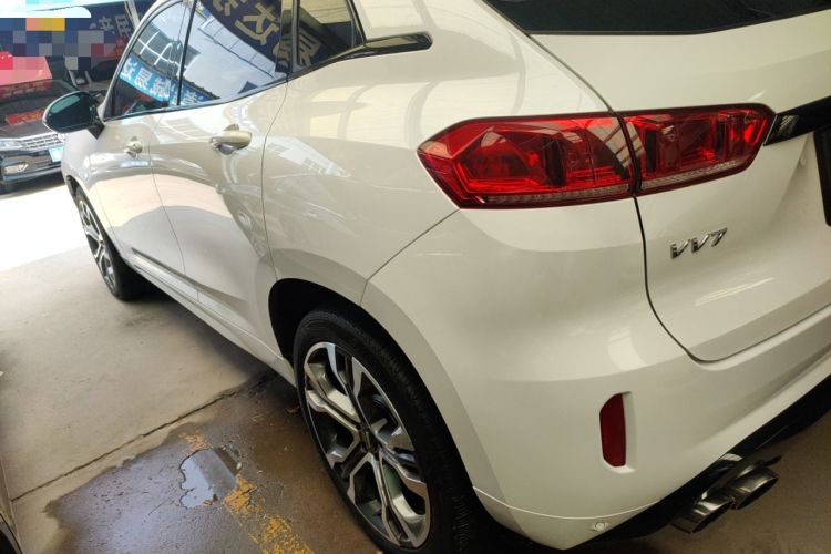 Used Wey VV7 2017 2.0T Flagship Model Left Side