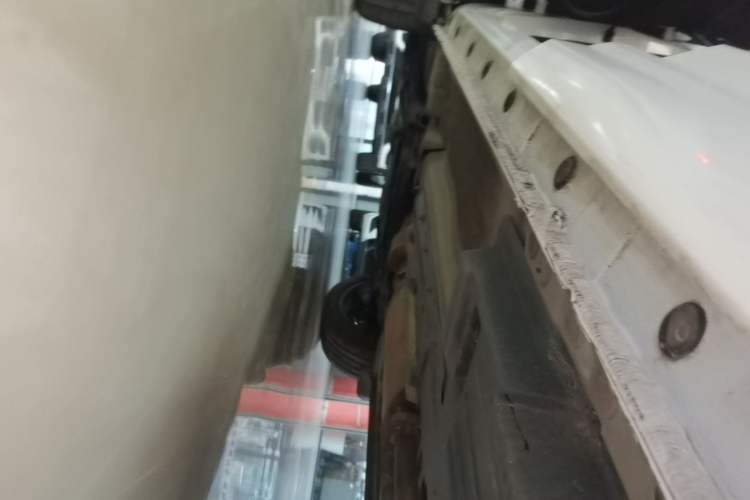 Used Wey VV7 2017 2.0T Flagship Model Left Side Sill