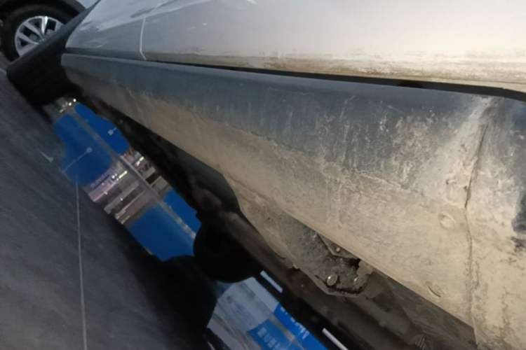 Used Wey VV7 2017 2.0T Ultra-Luxury Version Left Side Sill
