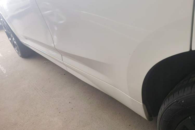 Used Wey VV7 2017 2.0T Flagship Model Left Side Sill