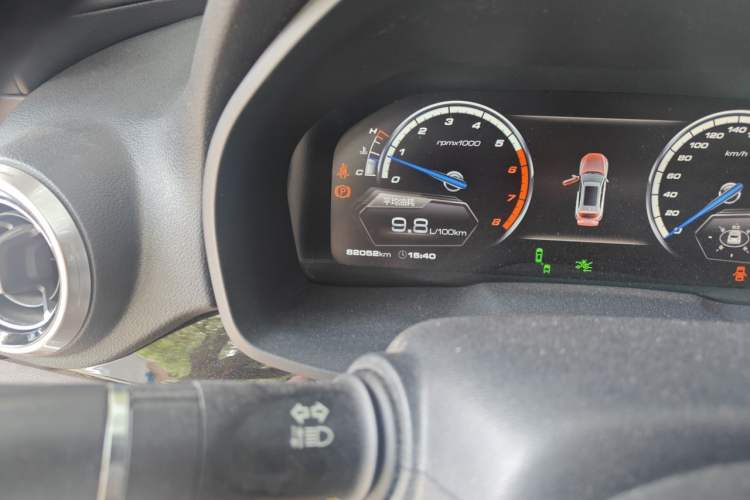 Used Wey VV7 2017 2.0T Flagship Model Odometer Close Up