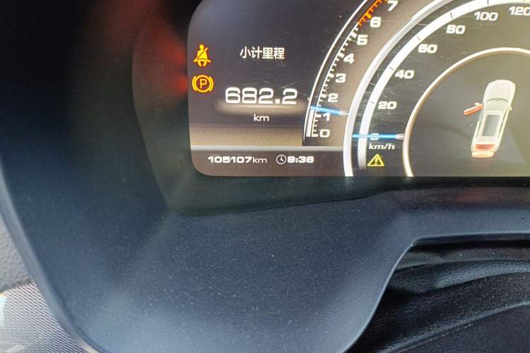 Used Wey VV7 2017 2.0T Luxury Model Odometer Close Up
