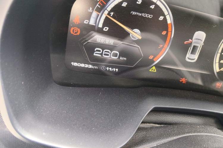 Used Wey VV7 2017 2.0T Flagship Model Odometer Close Up