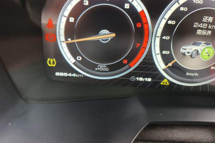 Used Wey VV7 2017 2.0T Flagship Model Odometer Close Up