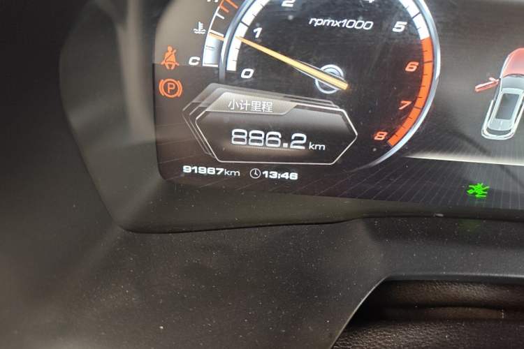 Used Wey VV7 2017 VV7c 2.0T Flagship Model Odometer Close Up