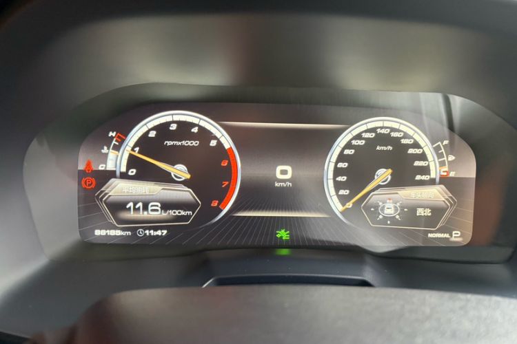 Used Wey VV7 2017 2.0T Flagship Model Odometer Close Up
