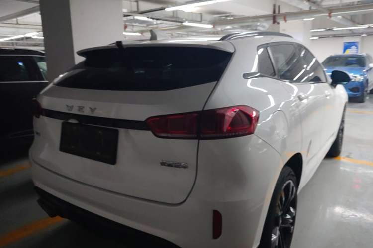 Used Wey VV7 2017 2.0T Flagship Model Rear Right 45 Deg