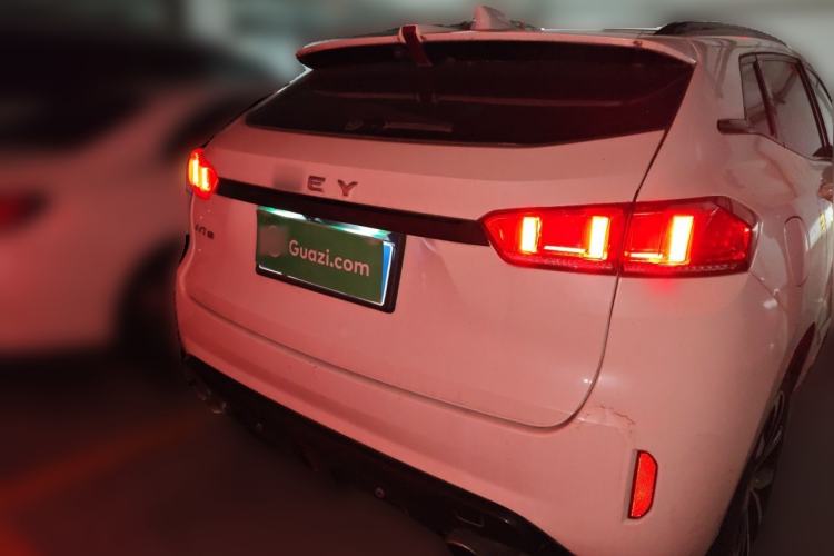 Used Wey VV7 2017 2.0T Ultra-Luxury Version Rear