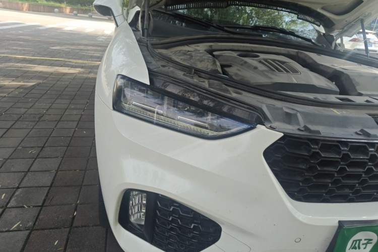 Used Wey VV7 2017 2.0T Flagship Model Right Front Headlight